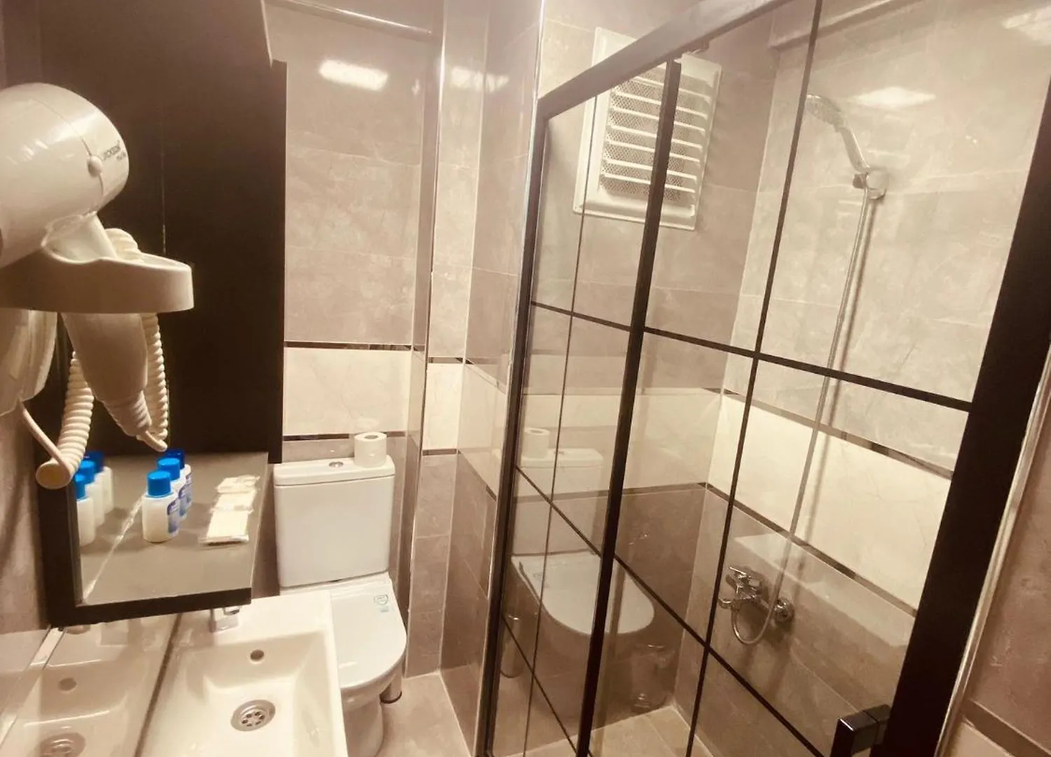 Malkoc Hotel Provincia di Provincia di Istanbul Turchia